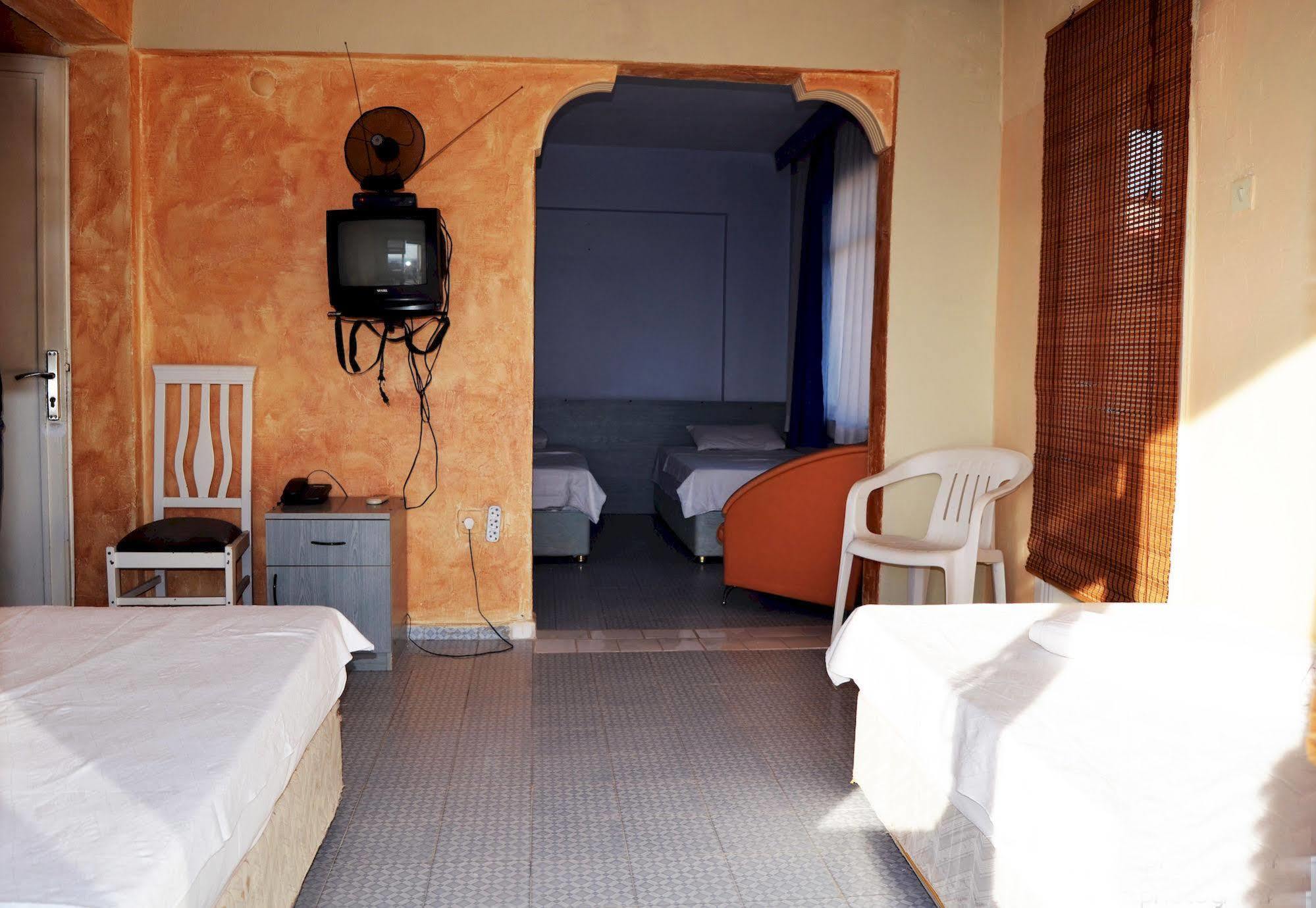 Ayda Hotel Kusadasi Exterior photo